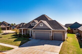 3100 Needle Dr in Yukon, OK - Building Photo - Building Photo