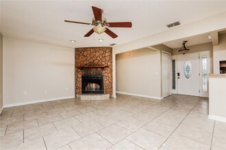 660 Mesilla Dr in Kissimmee, FL - Building Photo - Building Photo