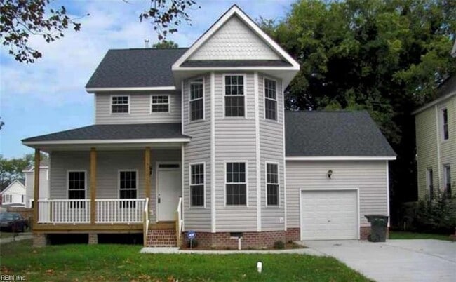 property at 404 W 29th St