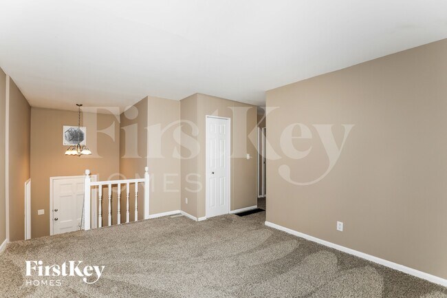 612 S Jefferson St in Brownsburg, IN - Foto de edificio - Building Photo