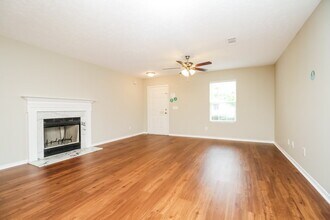 5220 Sunsail Dr in Nashville, TN - Building Photo - Building Photo