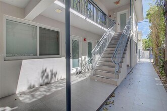 1035 Euclid Ave in Miami Beach, FL - Building Photo - Building Photo