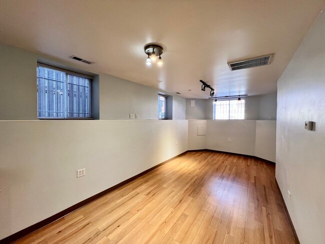 2915 N Lawndale Ave in Chicago, IL - Building Photo - Building Photo