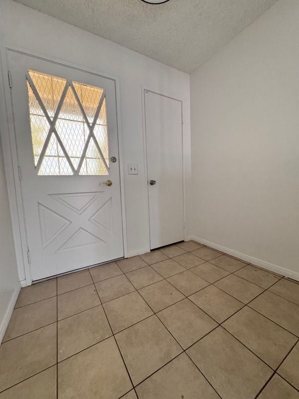41272 Mayberry Ave in Hemet, CA - Building Photo - Building Photo