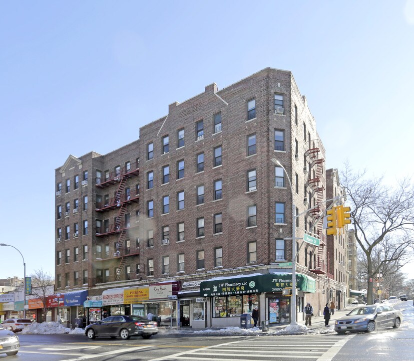 14102-14110A Northern Blvd in Flushing, NY - Building Photo