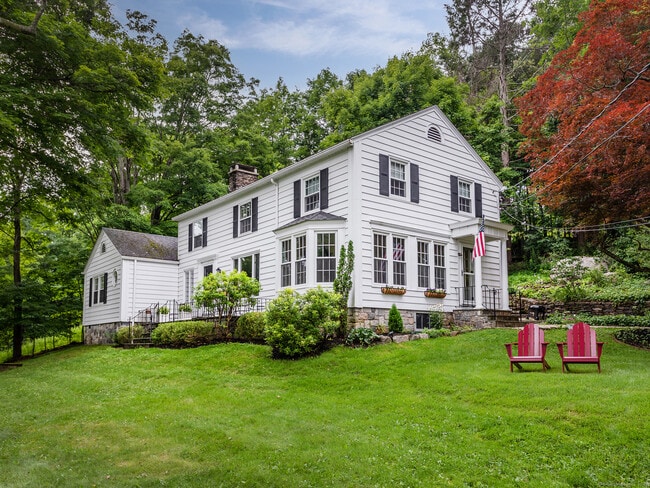 property at 61 Curtiss Rd