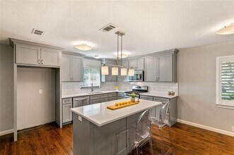 6438 Marquita Ave in Dallas, TX - Building Photo - Building Photo
