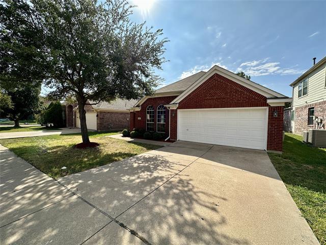 3804 Aldersyde Dr in Fort Worth, TX - Building Photo - Building Photo