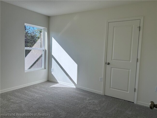 8006 Bernal Dr in Sebring, FL - Building Photo - Building Photo