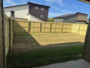 1802 SW Poigai Wy in Bentonville, AR - Foto de edificio - Building Photo