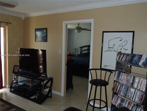 2423 NW 89th Dr in Coral Springs, FL - Building Photo - Building Photo