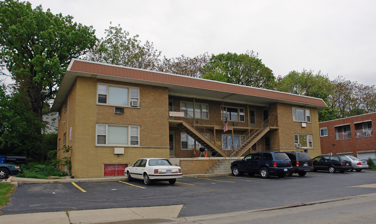 708 Main St in Lemont, IL - Building Photo