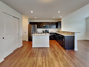 109 Sandburg Dr in Lithopolis, OH - Foto de edificio - Building Photo