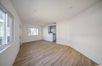 223 Justin Ave, Unit A in Glendale, CA - Building Photo - Building Photo