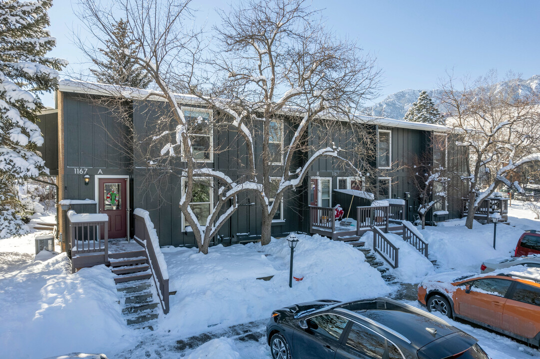 1167 Bear Mountain Dr in Boulder, CO - Foto de edificio