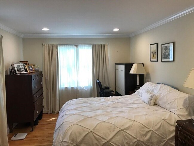 property at 15 Heath St