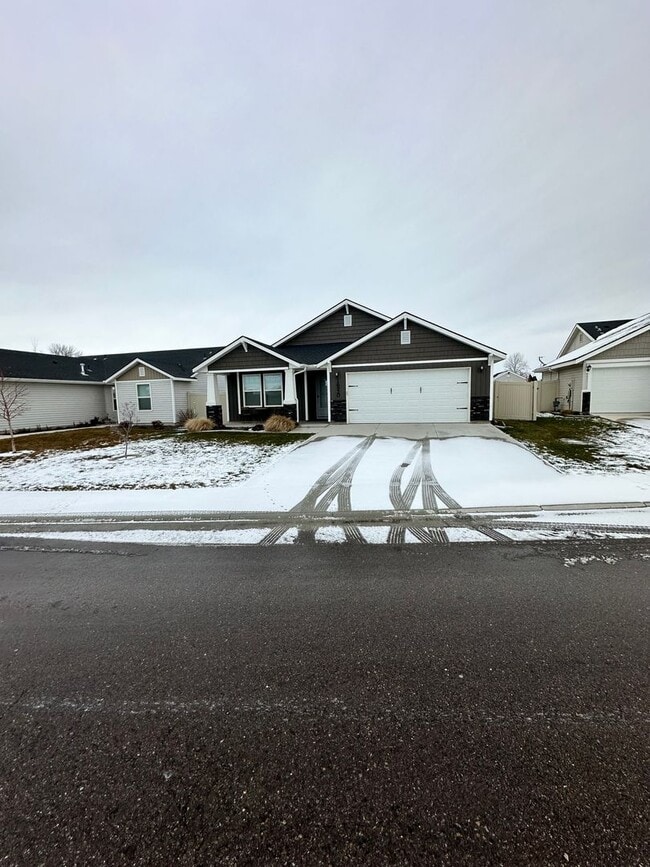 16920 Loggia Ave in Caldwell, ID - Building Photo - Building Photo