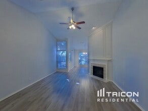 2601 Country Creek Ln in Fort Worth, TX - Building Photo - Building Photo