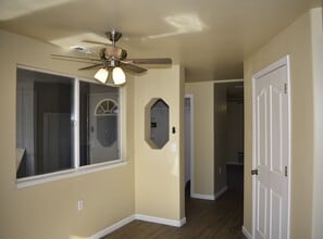 182 Hillcrest Dr in Auburn, CA - Building Photo - Building Photo