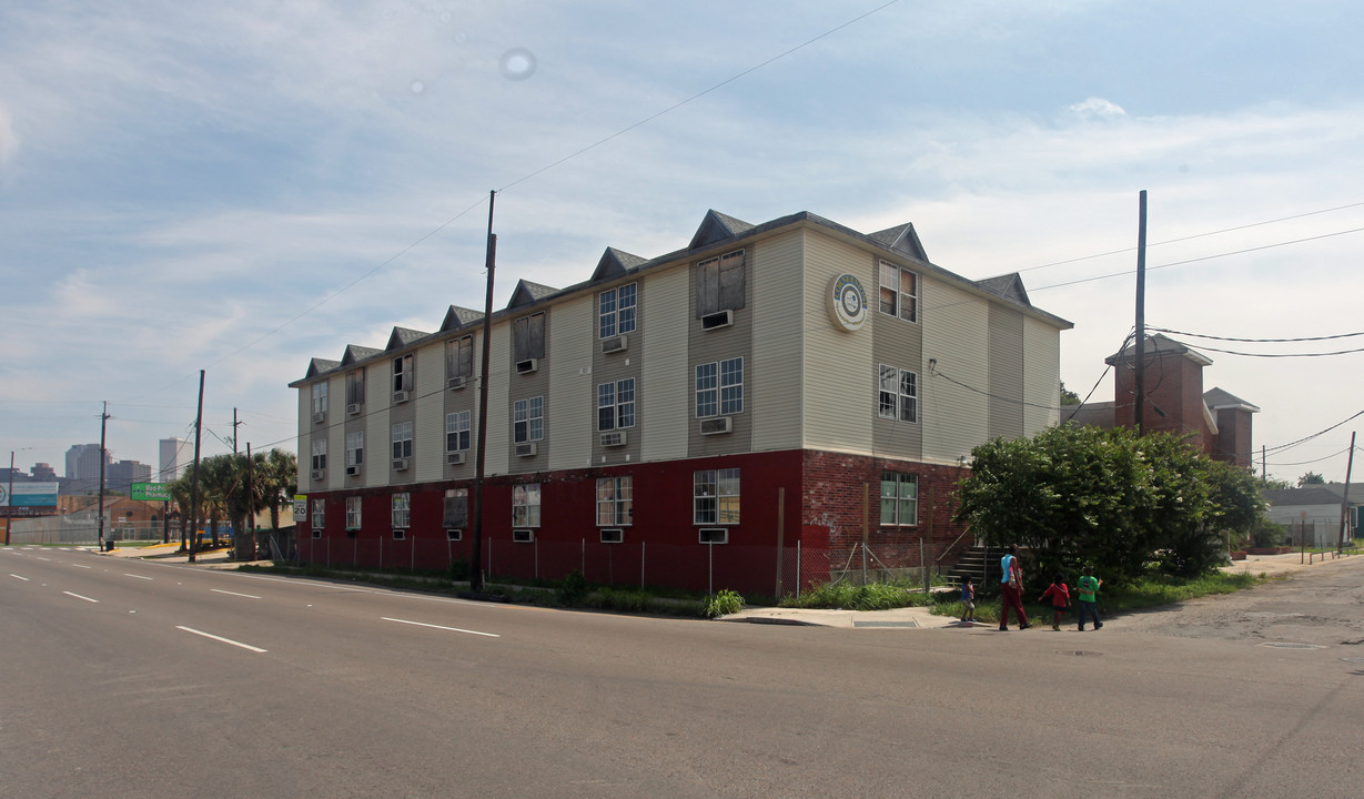 Cornerstone in New Orleans, LA - Building Photo