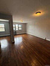 106-12 156th St in Queens, NY - Building Photo - Building Photo