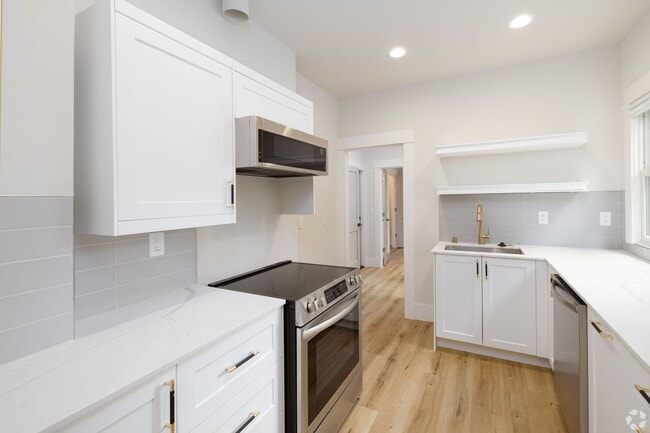 The Caroline in Seattle, WA - Foto de edificio - Building Photo