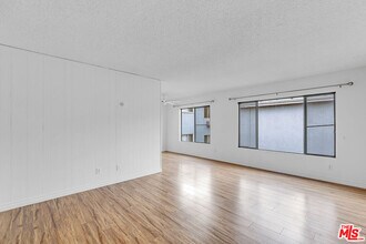 1800 N Harvard Blvd in Los Angeles, CA - Building Photo - Building Photo