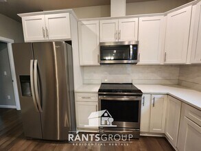 2209 Trl Vw St NE in Olympia, WA - Building Photo - Building Photo