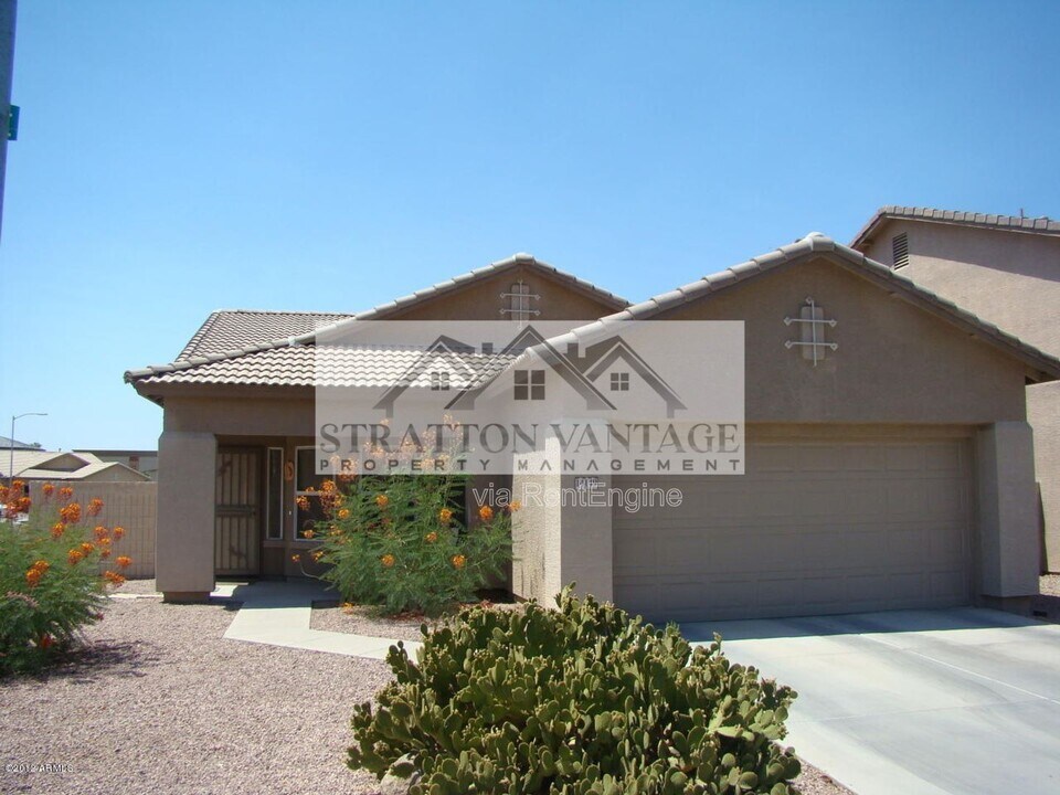 14149 W Weldon Ave in Goodyear, AZ - Foto de edificio