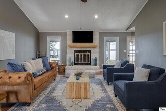 1589 Terral Island Rd in Farmerville, LA - Foto de edificio - Building Photo