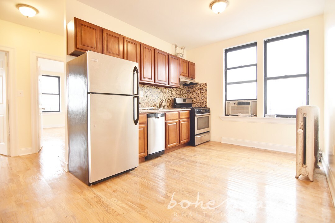 500 W 140th St in New York, NY - Building Photo