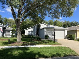 18030 Webster Grove Dr in Hudson, FL - Building Photo