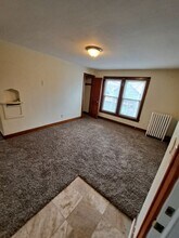 619 W 16th St in Davenport, IA - Foto de edificio - Building Photo