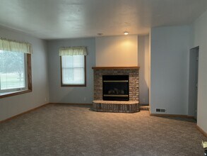 1660 Green Rd in New Haven, IN - Building Photo - Building Photo