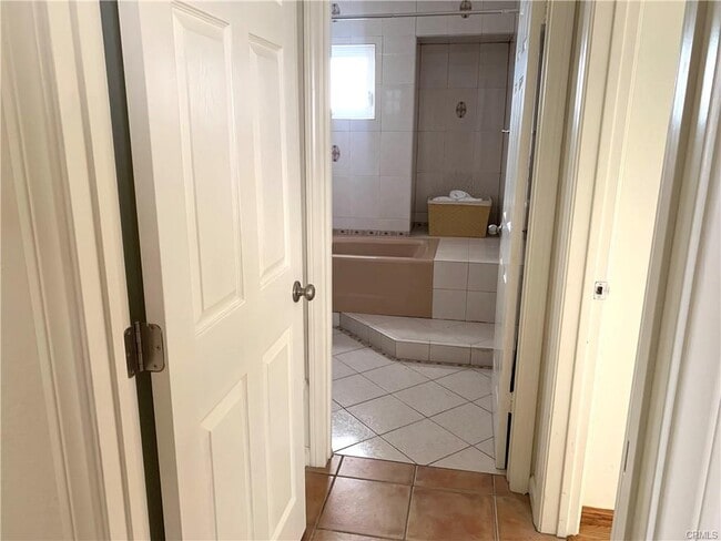 property at 425 S Catalina Ave