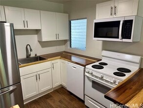 300 Karsten Dr in Wahiawa, HI - Building Photo - Building Photo