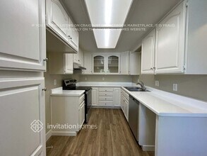 7560 Circuit Dr in Citrus Heights, CA - Building Photo - Building Photo