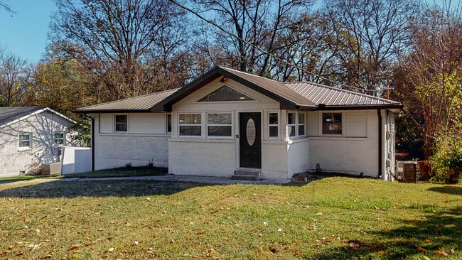 4108 Edwards Ave in Nashville, TN - Building Photo - Building Photo