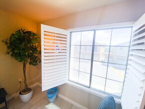 1350 S Greenfield Rd, Unit 1017 in Mesa, AZ - Foto de edificio - Building Photo