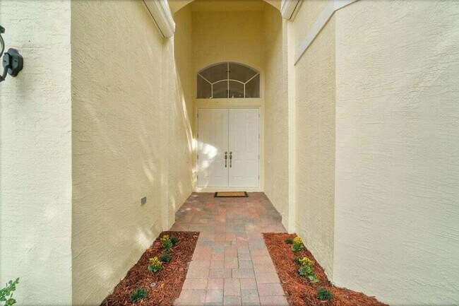 8122 Driggs Hill in West Palm Beach, FL - Building Photo - Building Photo
