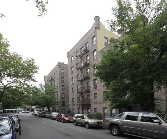 4819 Skillman Ave in Sunnyside, NY - Building Photo - Building Photo