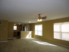 10823 Ashwood Dr in Fishers, IN - Building Photo - Building Photo