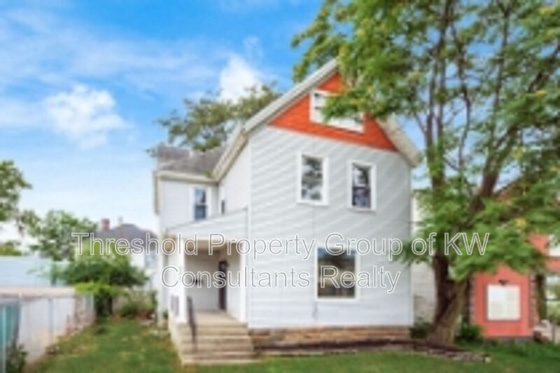 865 Old Leonard Ave in Columbus, OH - Foto de edificio