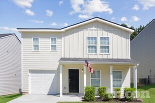 341 Freeman Cir in Villa Rica, GA - Building Photo