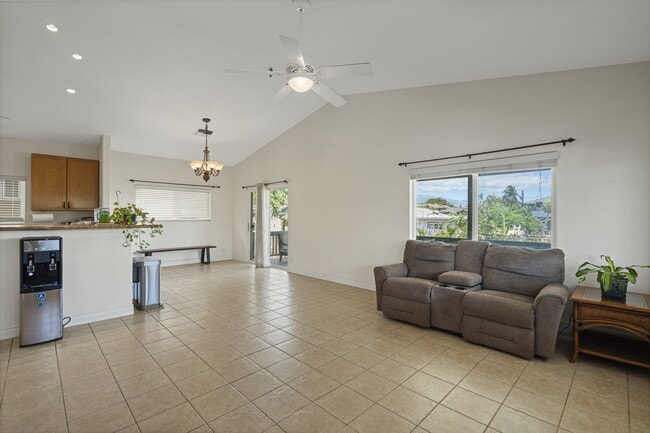 84 Honuea Pl in Kihei, HI - Building Photo - Building Photo