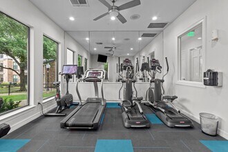 PECAN POINTE in Temple, TX - Building Photo - Building Photo