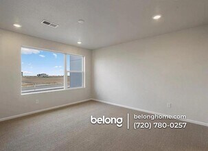 6377 N Netherland Ct in Aurora, CO - Foto de edificio - Building Photo