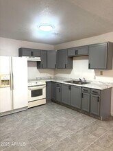 2135 Hohokam Dr-Unit -C in Douglas, AZ - Building Photo - Building Photo