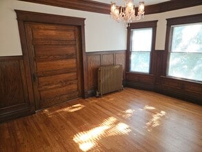 1900 E Newberry Blvd in Milwaukee, WI - Building Photo - Building Photo