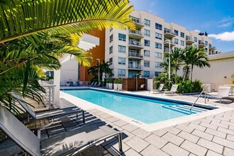 3250 NE 1st Ave in Miami, FL - Building Photo - Building Photo